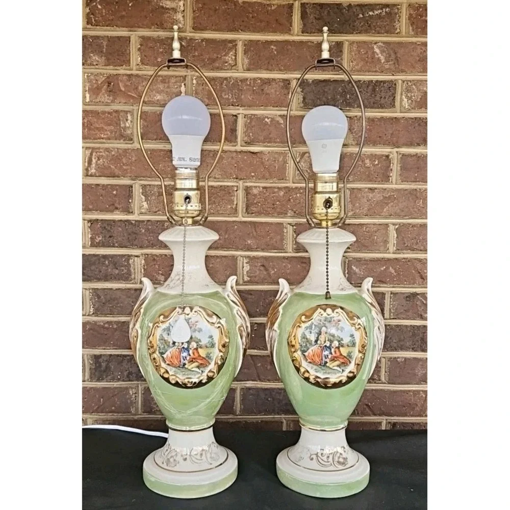 Set Of Vintage Martha and George Washington Table‎ Lamp Bases, Gilded Colonial